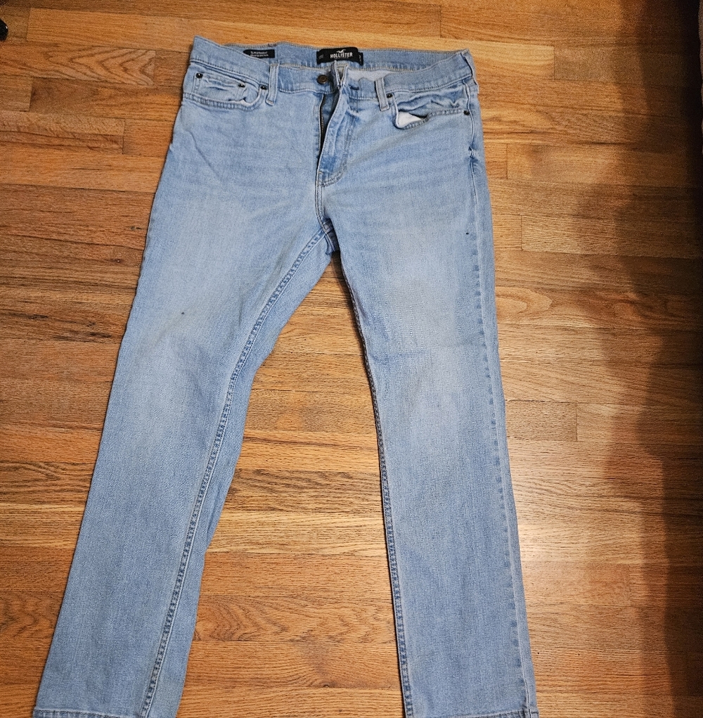 Light Blue Men’s Slim Jeans 33x32